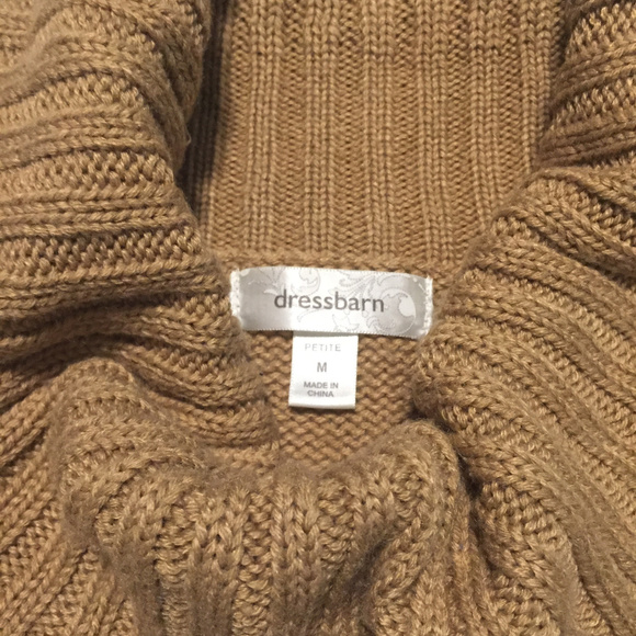 Sweater - Picture 3 of 4